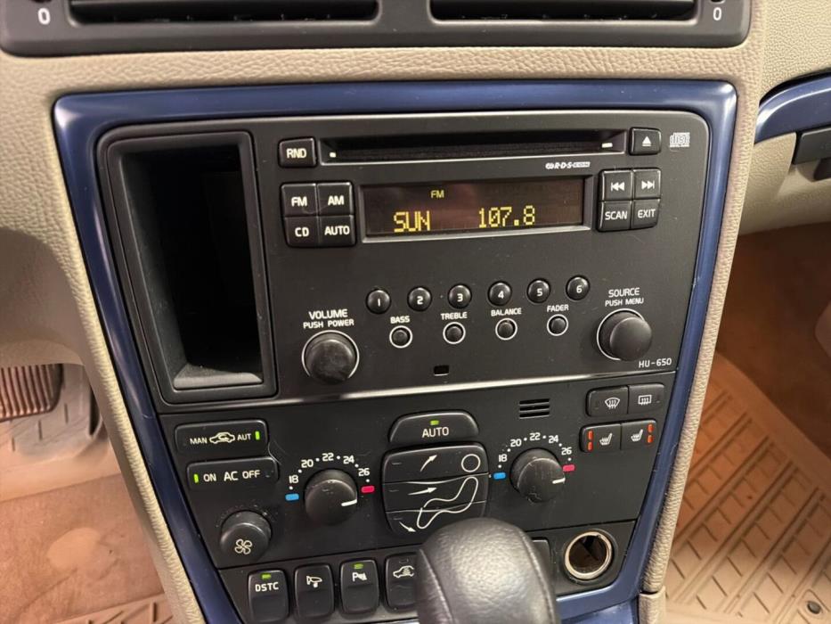 VOLVO XC70 2006