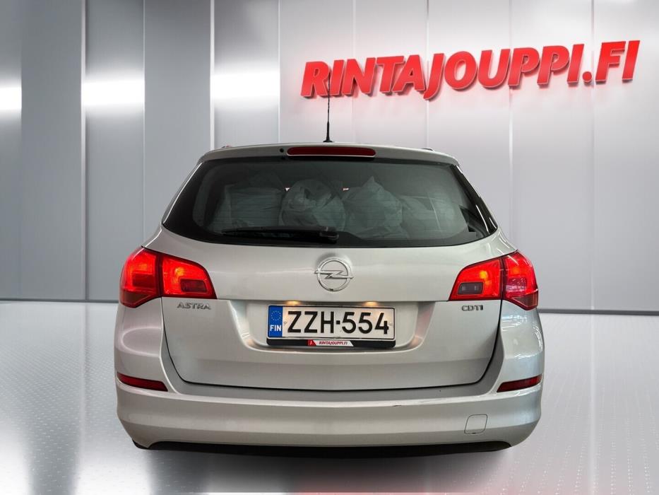OPEL Astra 2012