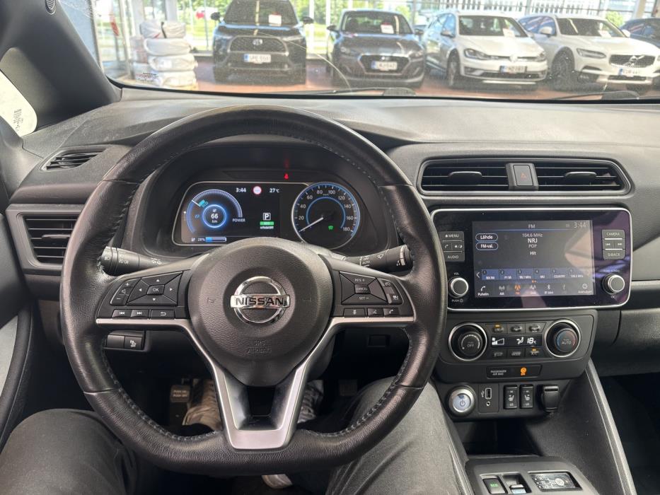 NISSAN Leaf 2021