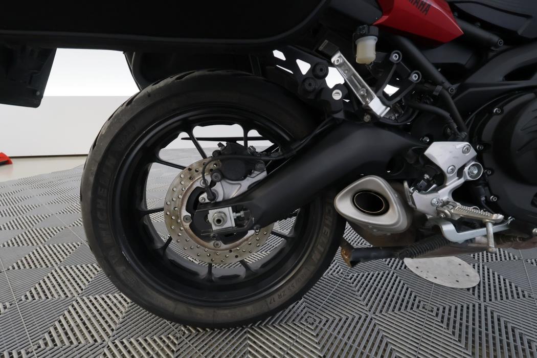 YAMAHA MT-09 2015