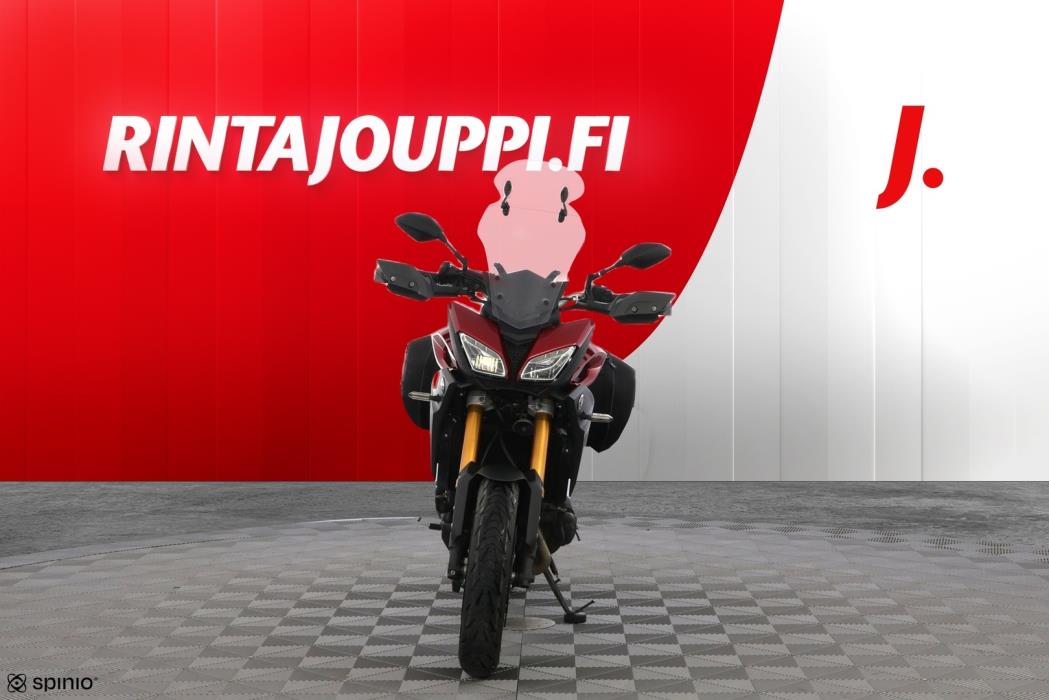 YAMAHA MT-09 2015