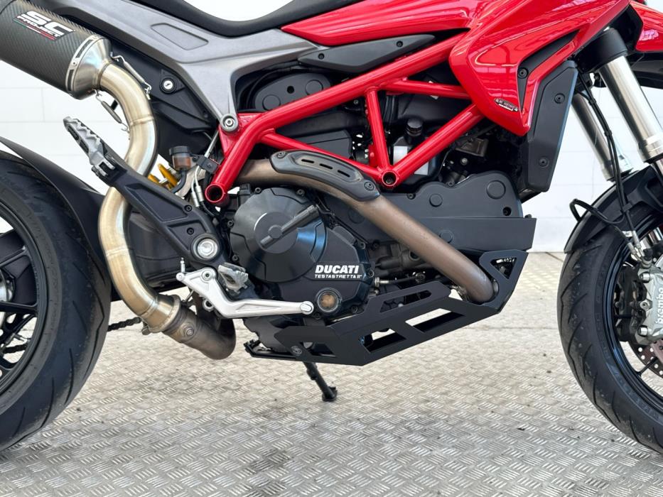 DUCATI Hypermotard 2015
