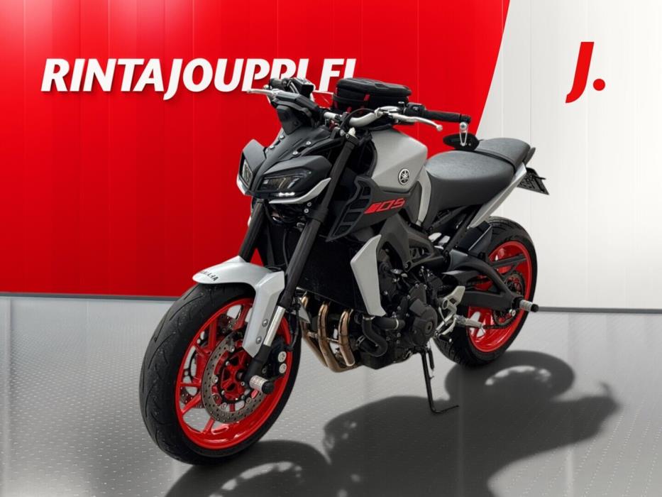 YAMAHA MT-09 2020