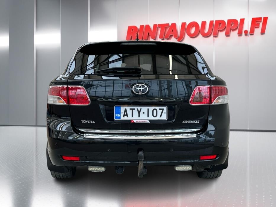 TOYOTA Avensis 2009