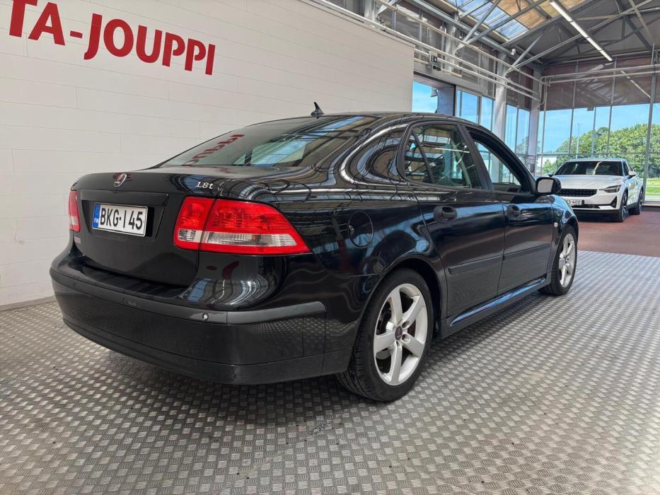 SAAB 9-3 2005