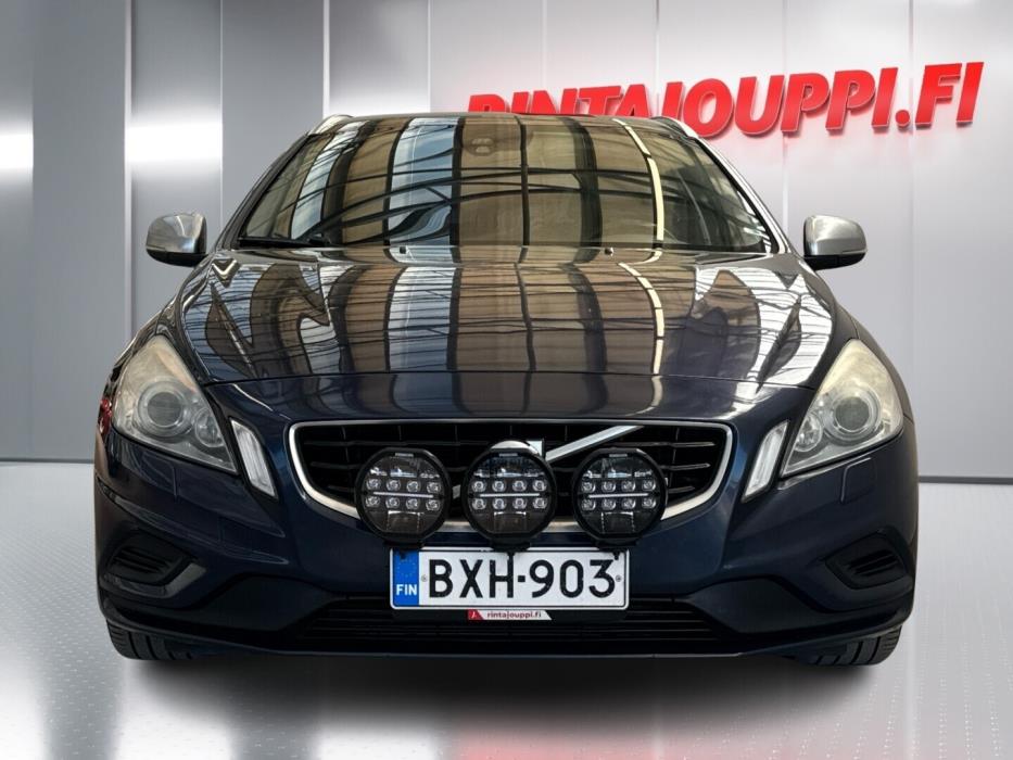 VOLVO V60 2011