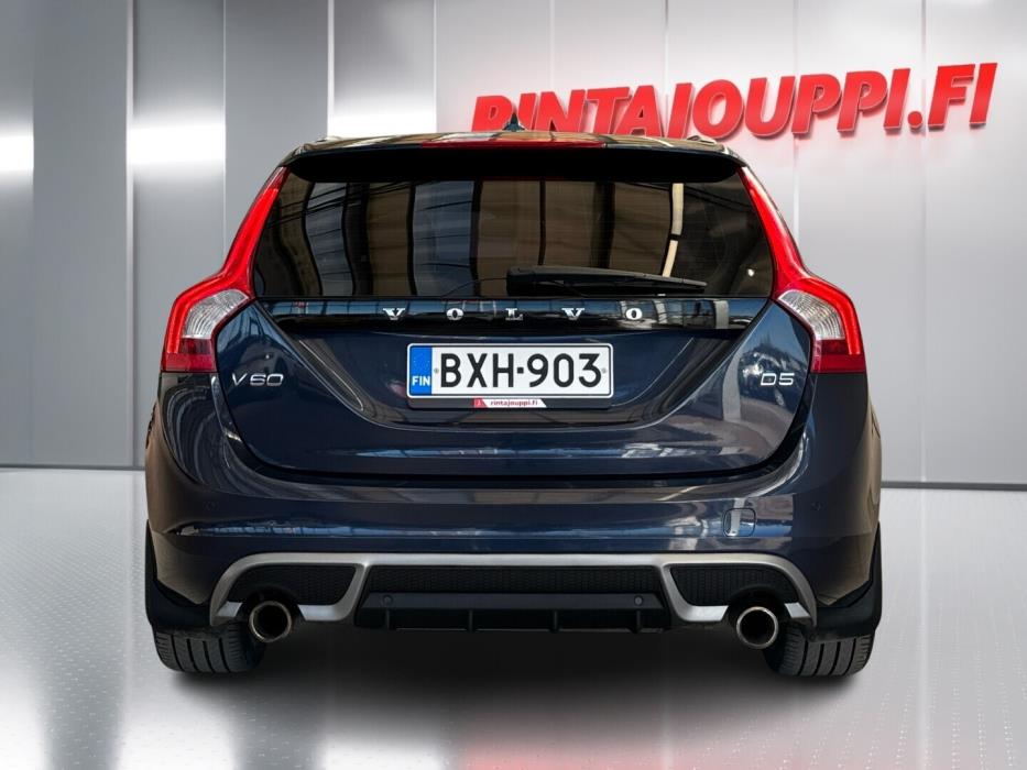VOLVO V60 2011