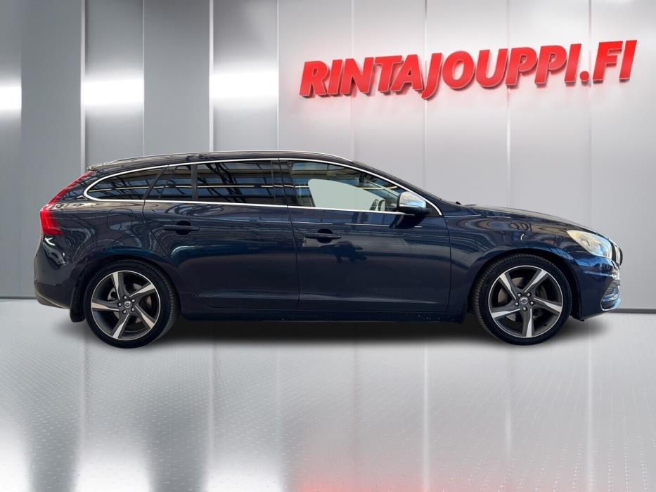 VOLVO V60 2011