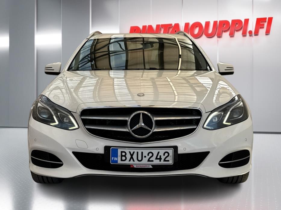 MERCEDES-BENZ E 2015