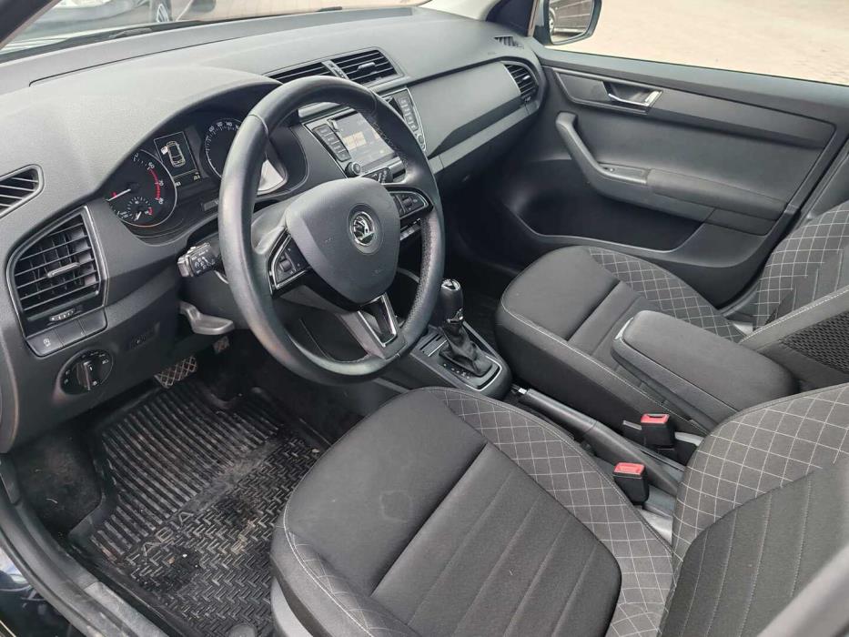 SKODA Fabia 2016