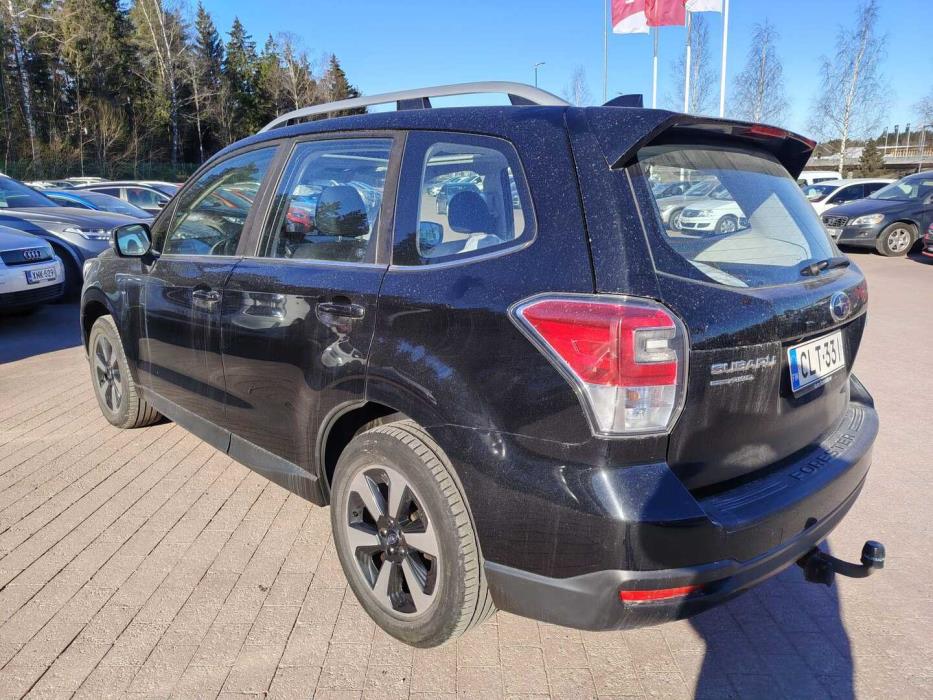 SUBARU Forester 2018