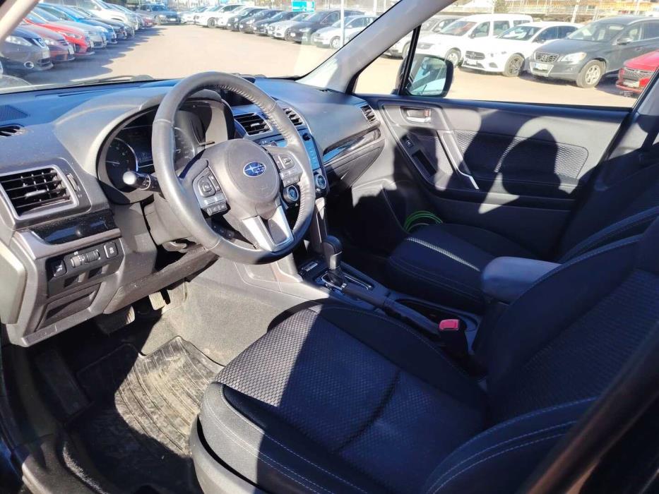 SUBARU Forester 2018