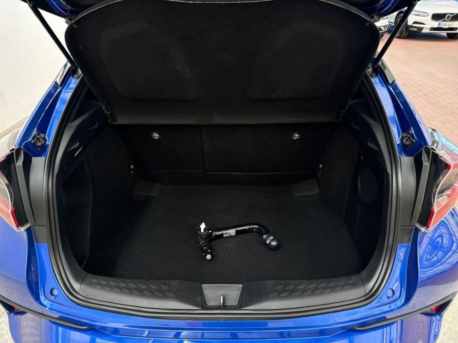 TOYOTA C-HR 2019