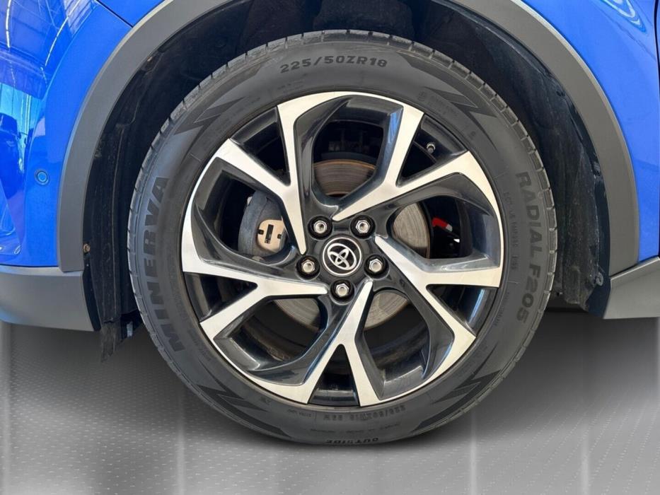 TOYOTA C-HR 2019