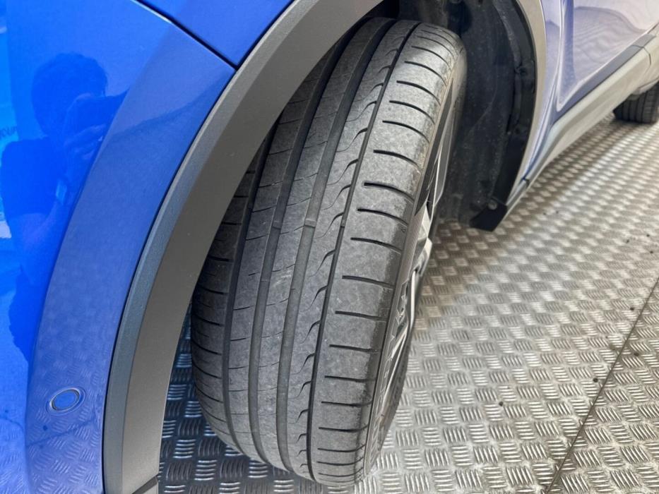 TOYOTA C-HR 2019