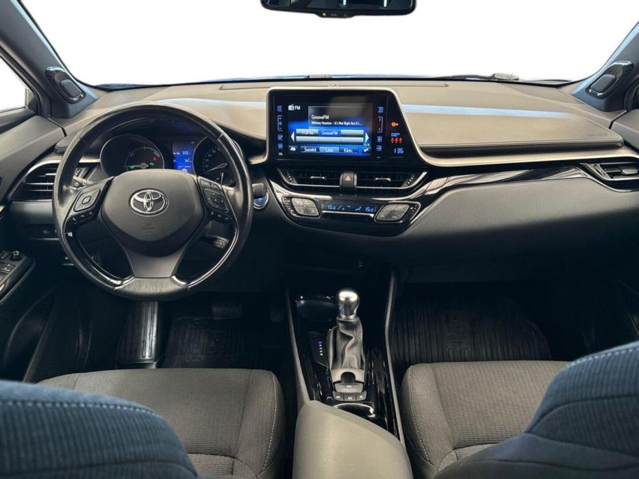 TOYOTA C-HR 2019