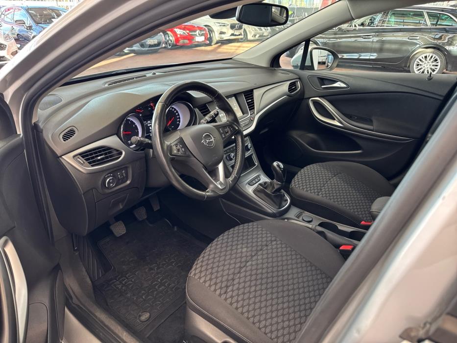 OPEL Astra 2019