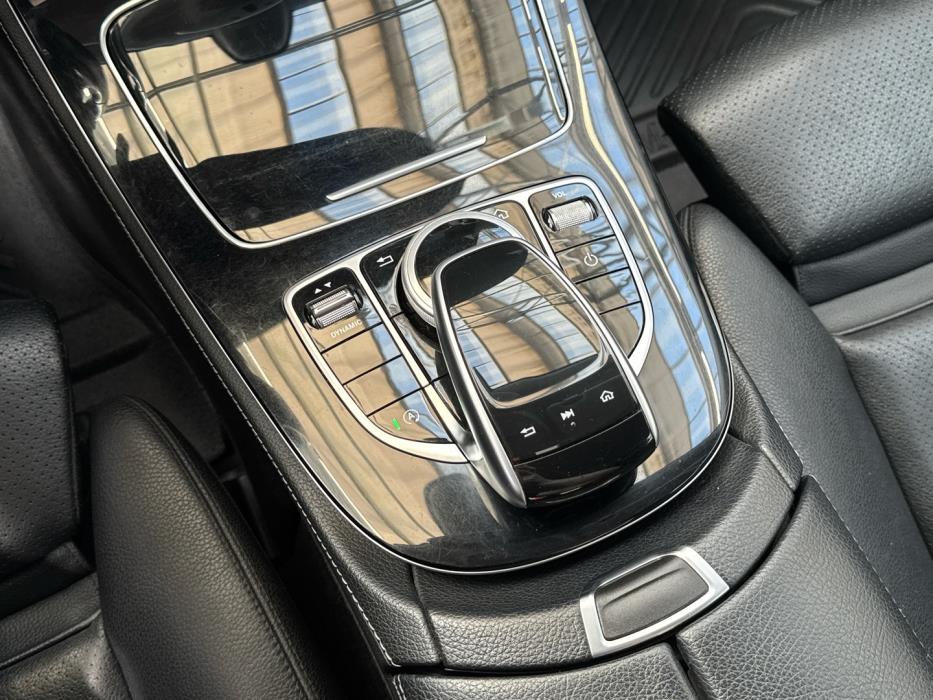 MERCEDES-BENZ E 2019