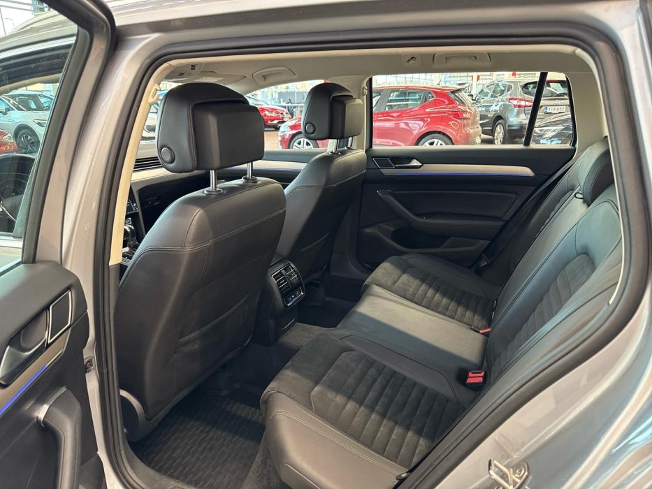 VOLKSWAGEN Passat 2018