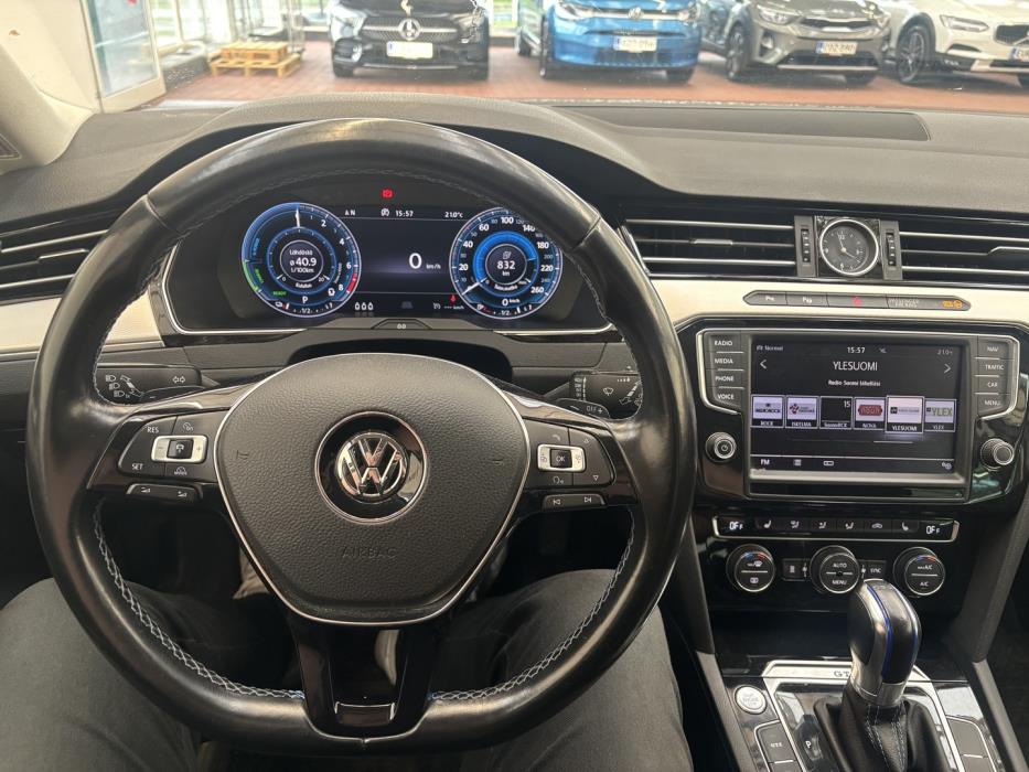 VOLKSWAGEN Passat 2015