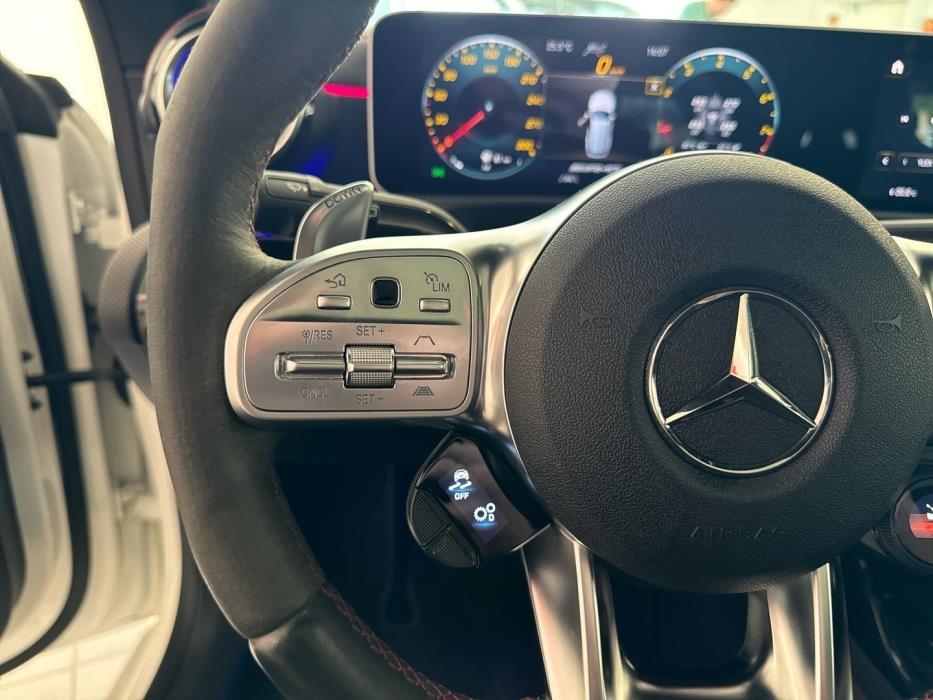 MERCEDES-BENZ CLA 45 AMG 2020