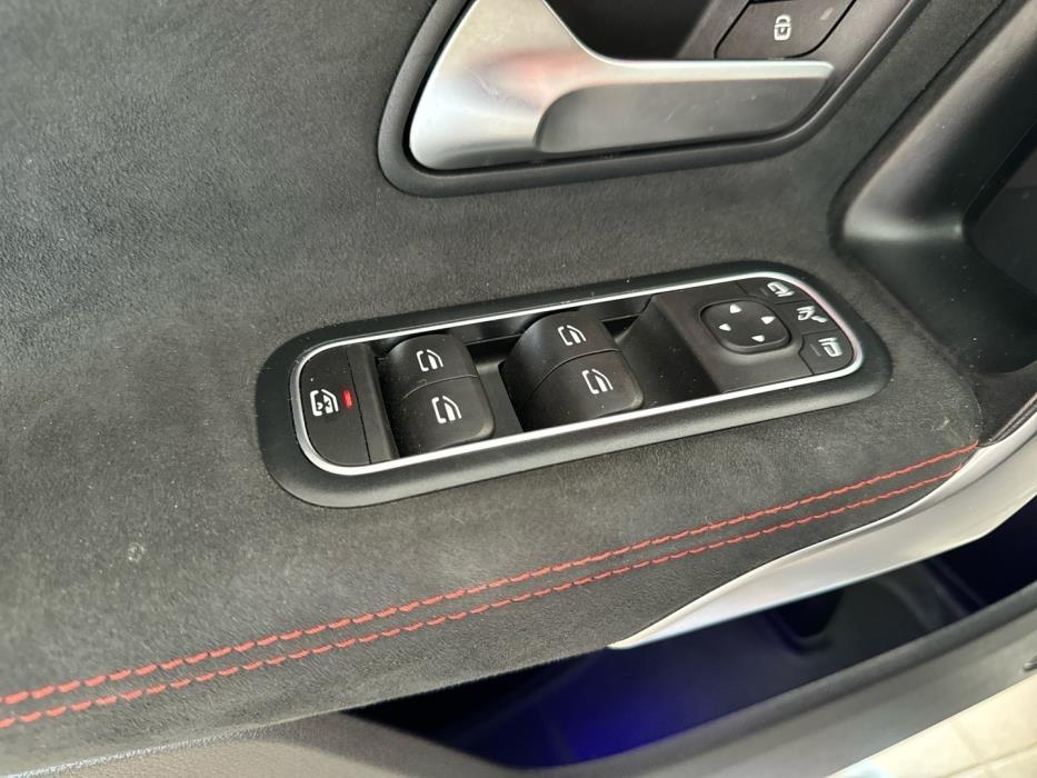 MERCEDES-BENZ CLA 45 AMG 2020