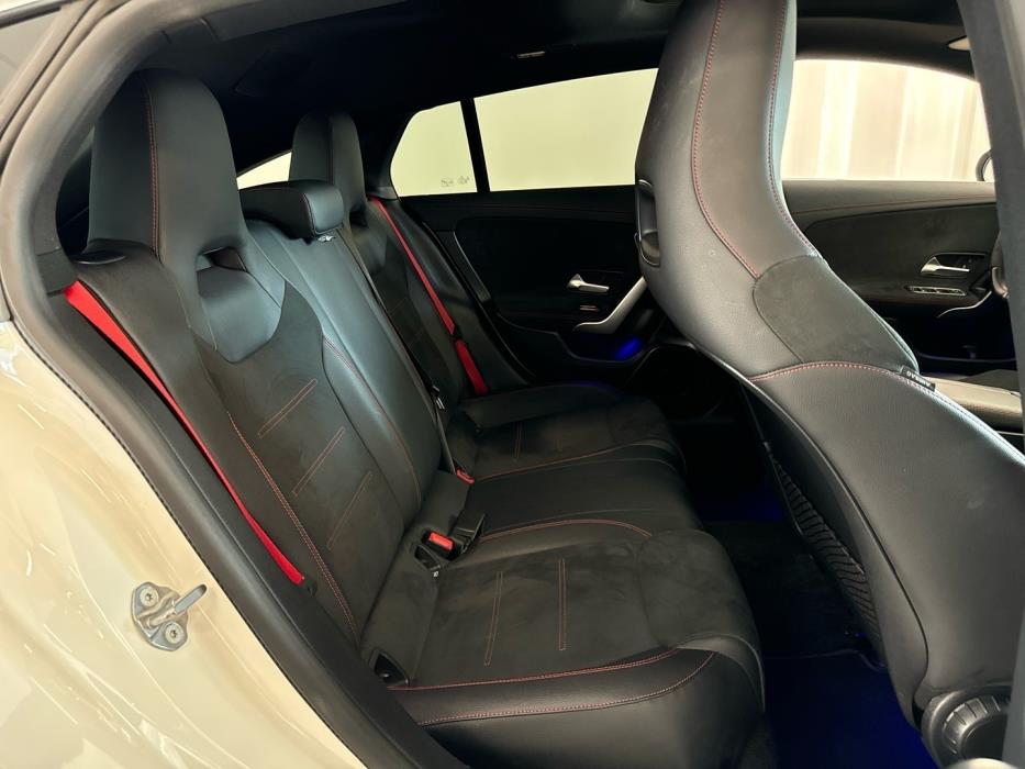 MERCEDES-BENZ CLA 45 AMG 2020