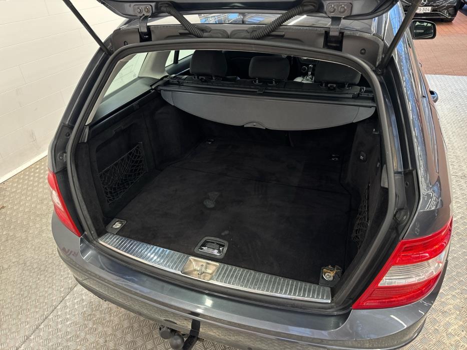 MERCEDES-BENZ C 2008