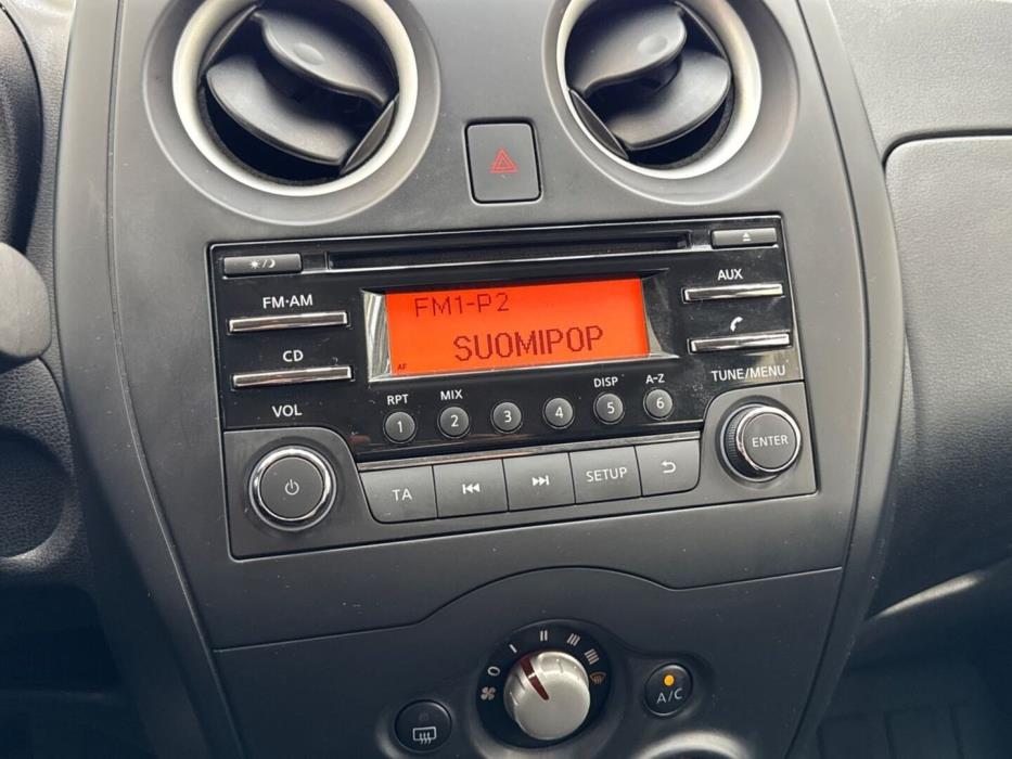 NISSAN Note 2015
