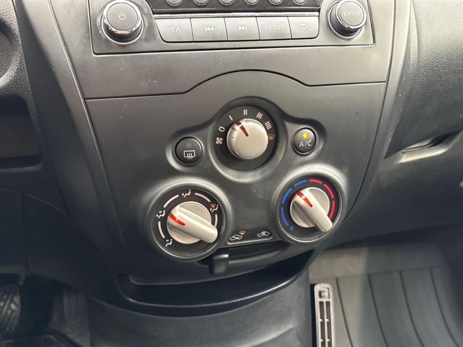 NISSAN Note 2015