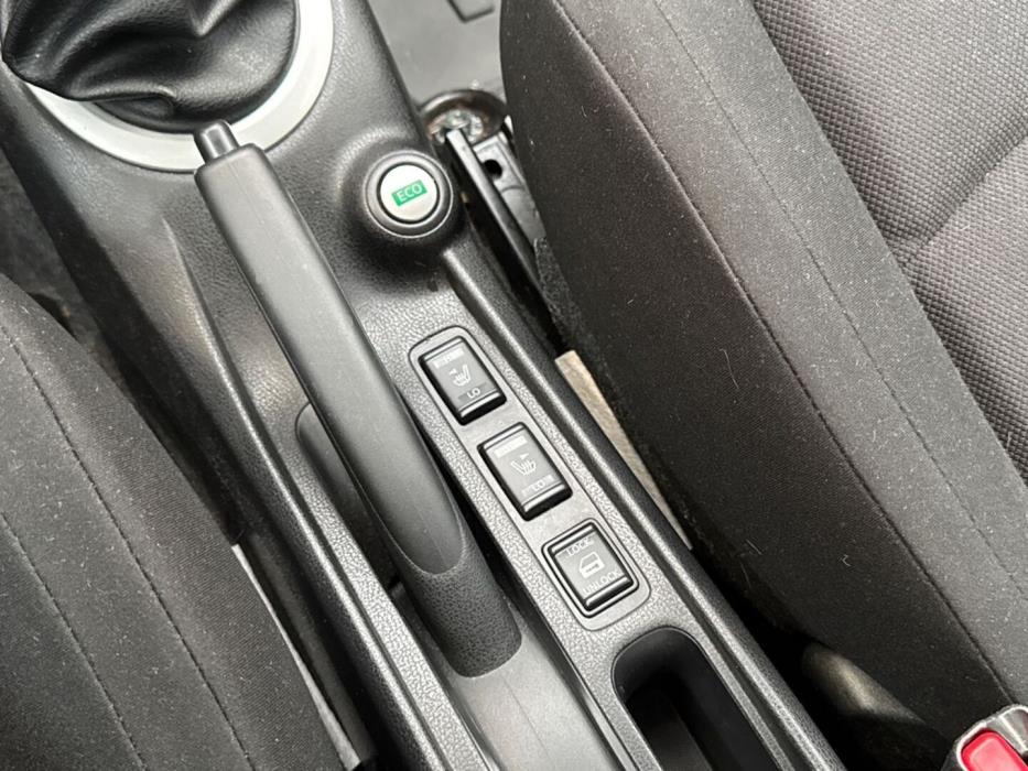 NISSAN Note 2015