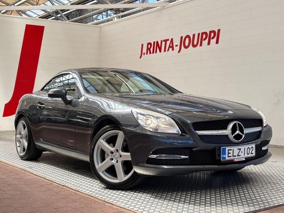 MERCEDES-BENZ SLK 2011