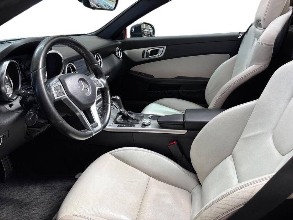 MERCEDES-BENZ SLK 2011
