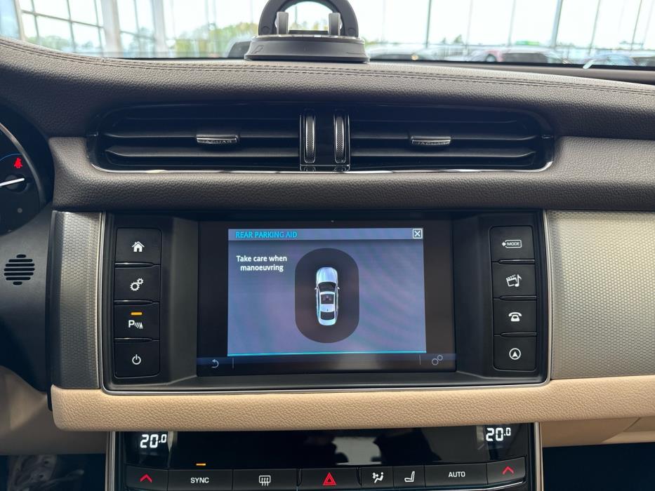 JAGUAR XF 2018