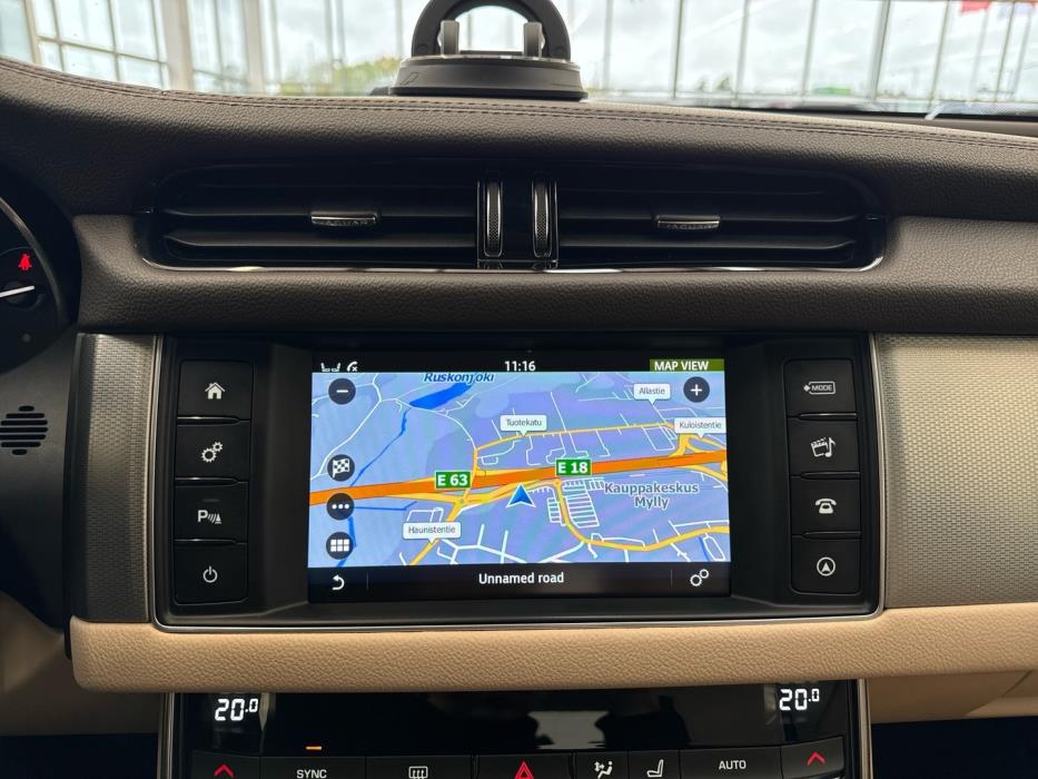 JAGUAR XF 2018