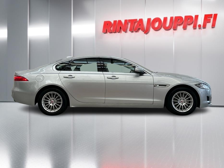 JAGUAR XF 2018