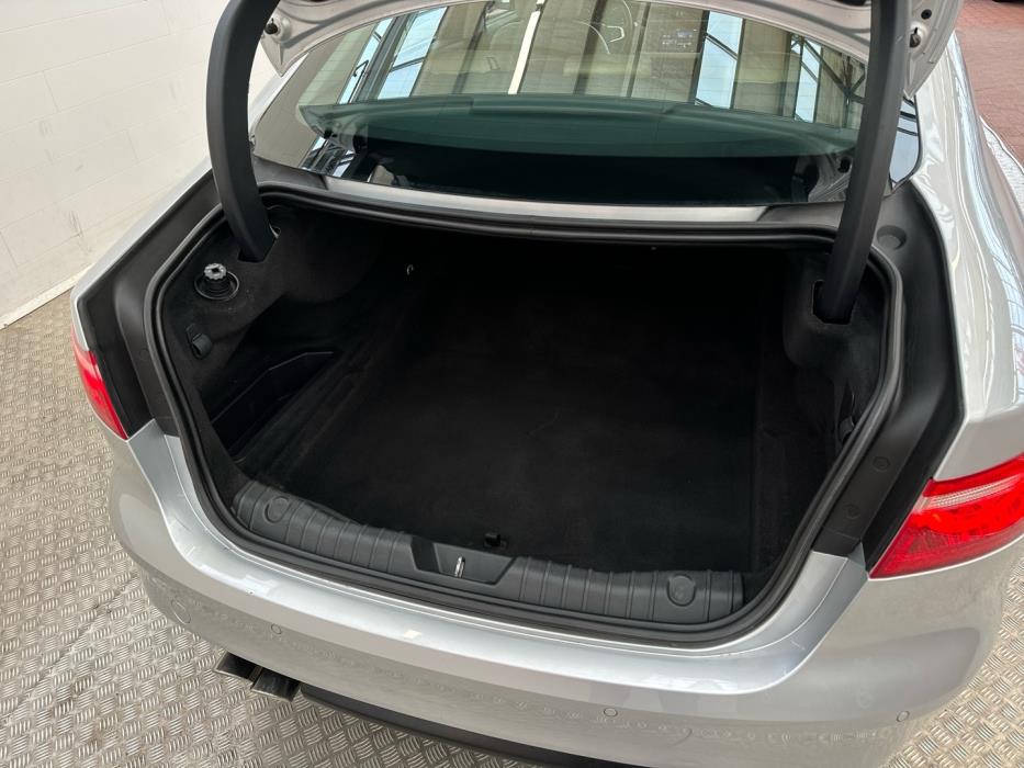 JAGUAR XF 2018