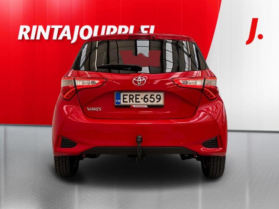 TOYOTA Yaris 2019
