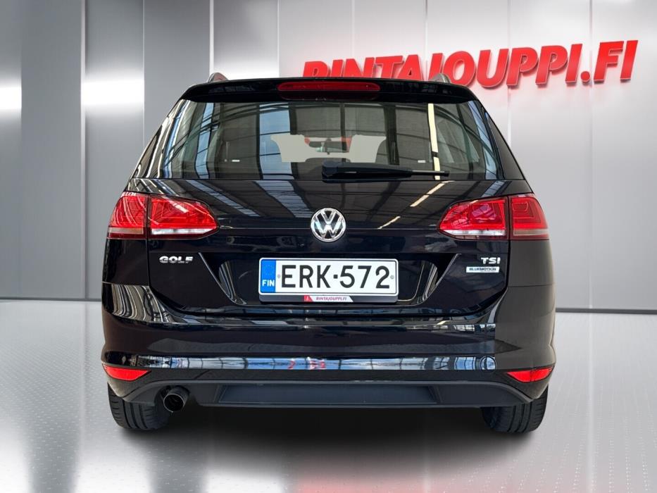 VOLKSWAGEN Golf 2015