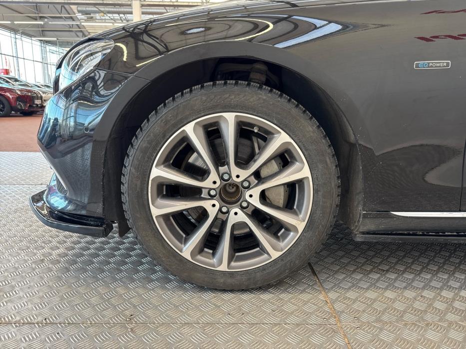 MERCEDES-BENZ E 2018