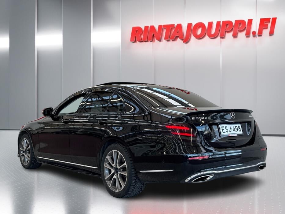 MERCEDES-BENZ E 2018