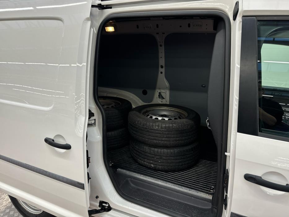 VOLKSWAGEN Caddy Maxi 2020