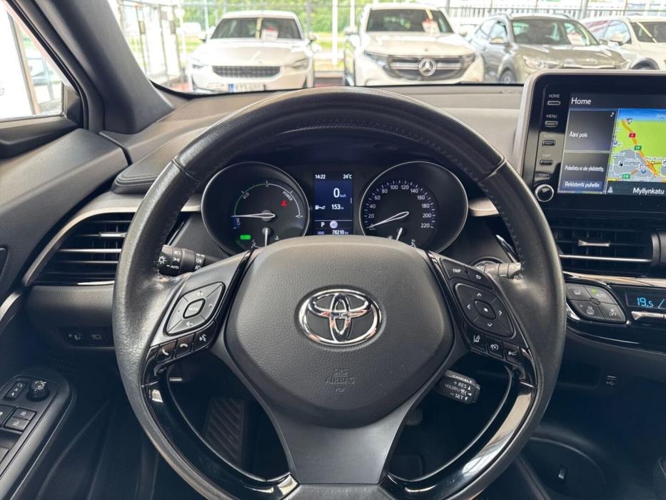 TOYOTA C-HR 2021
