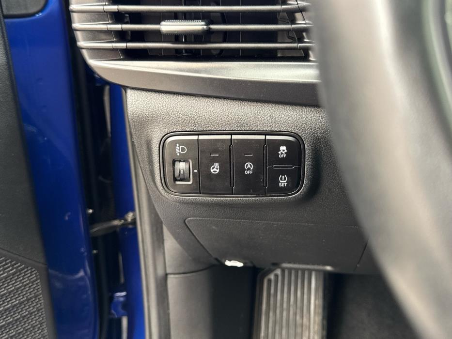 HYUNDAI i20 Hatchback 2021