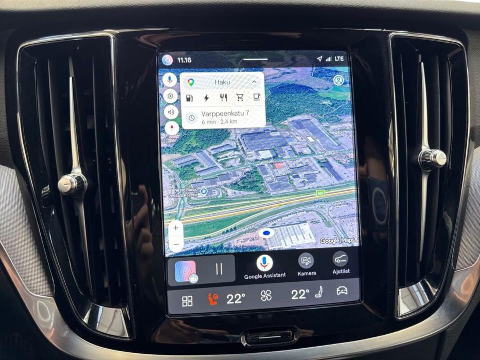 VOLVO V60 2024