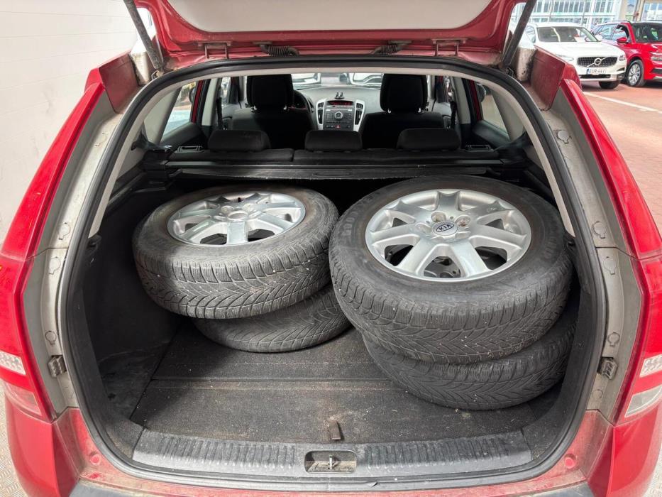 KIA cee'd 2011