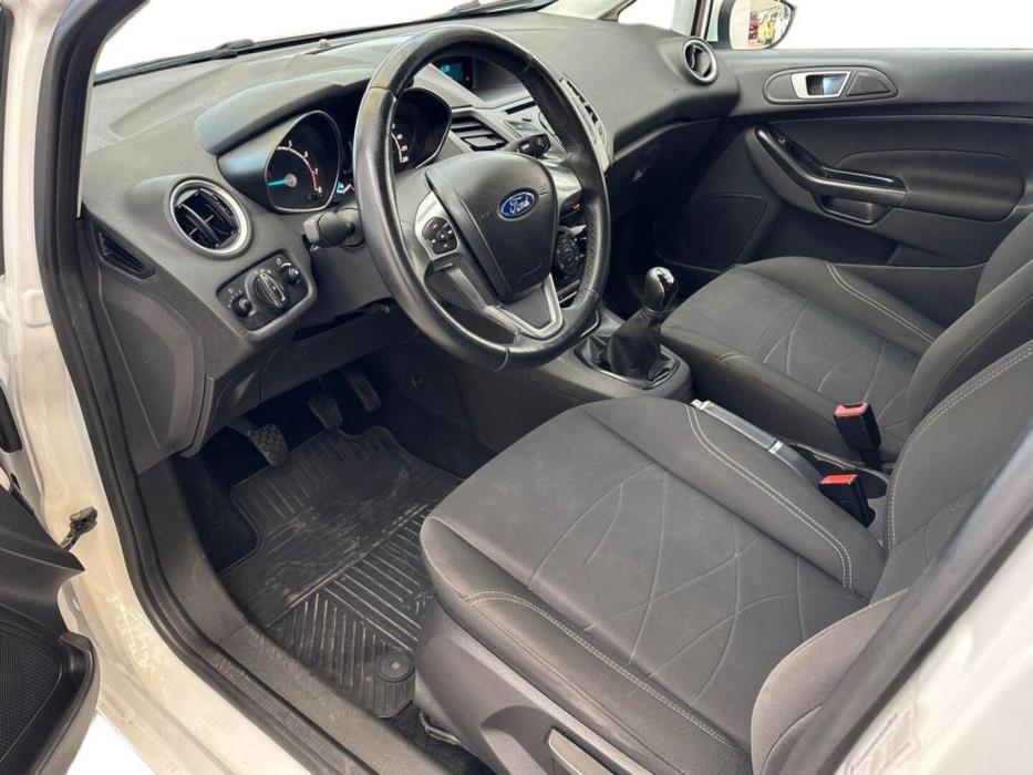 FORD Fiesta 2016