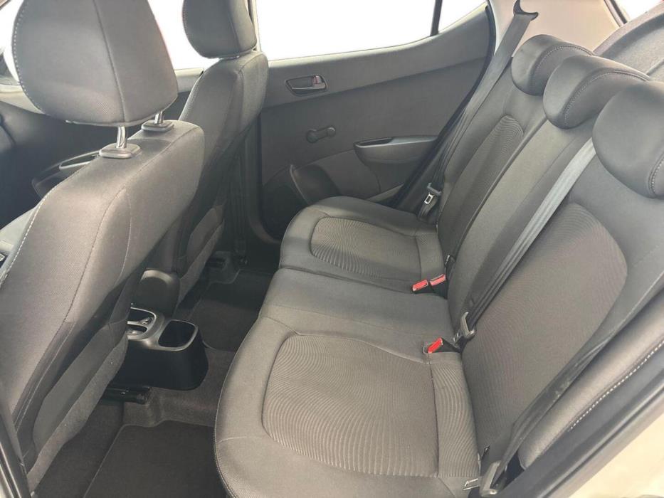 HYUNDAI i10 2017