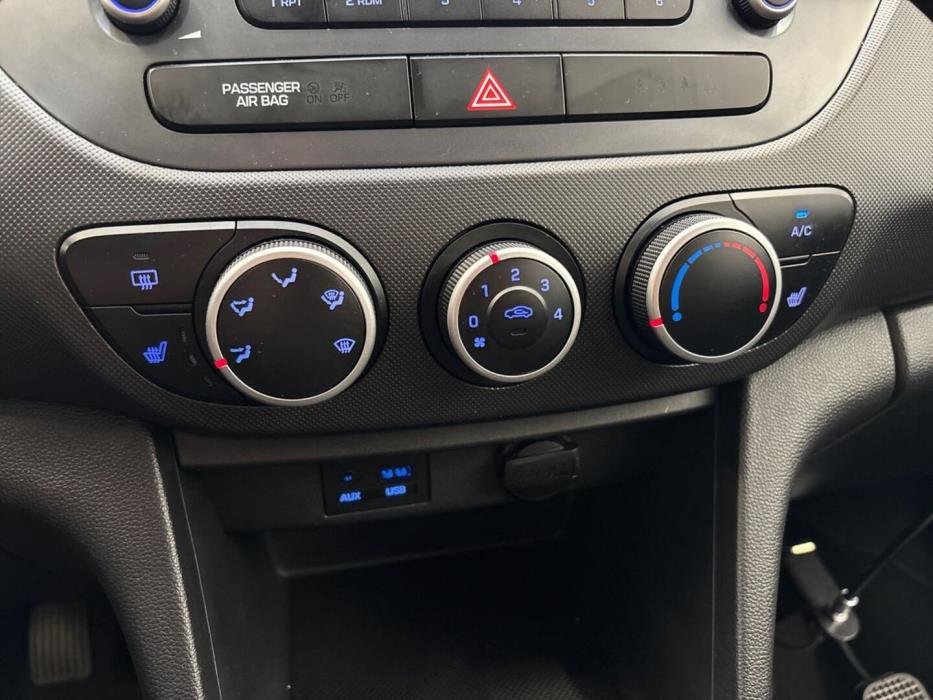 HYUNDAI i10 2017