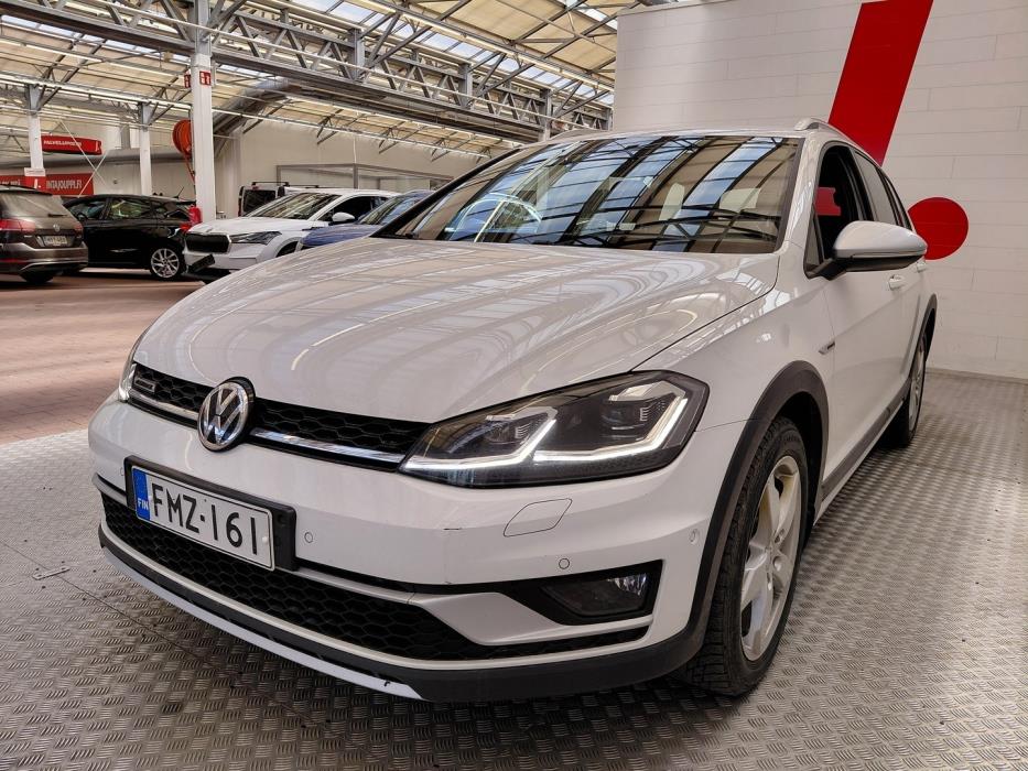 VOLKSWAGEN Golf 2018